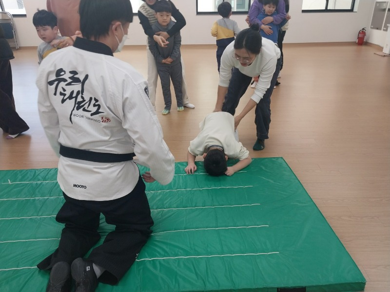 KakaoTalk_20241212_145500576_07.jpg